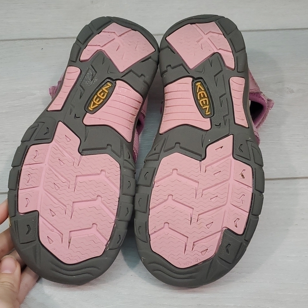 Keen Big Kids Girls Youth Outdoor Waterproof Hiking Sandals shoes sz 4 - Picture 9 of 11